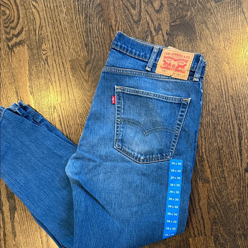 Levi’s 38x30 Classic Blue Denim Jeans new